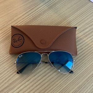 Ray-Ban classic aviator sunglasses